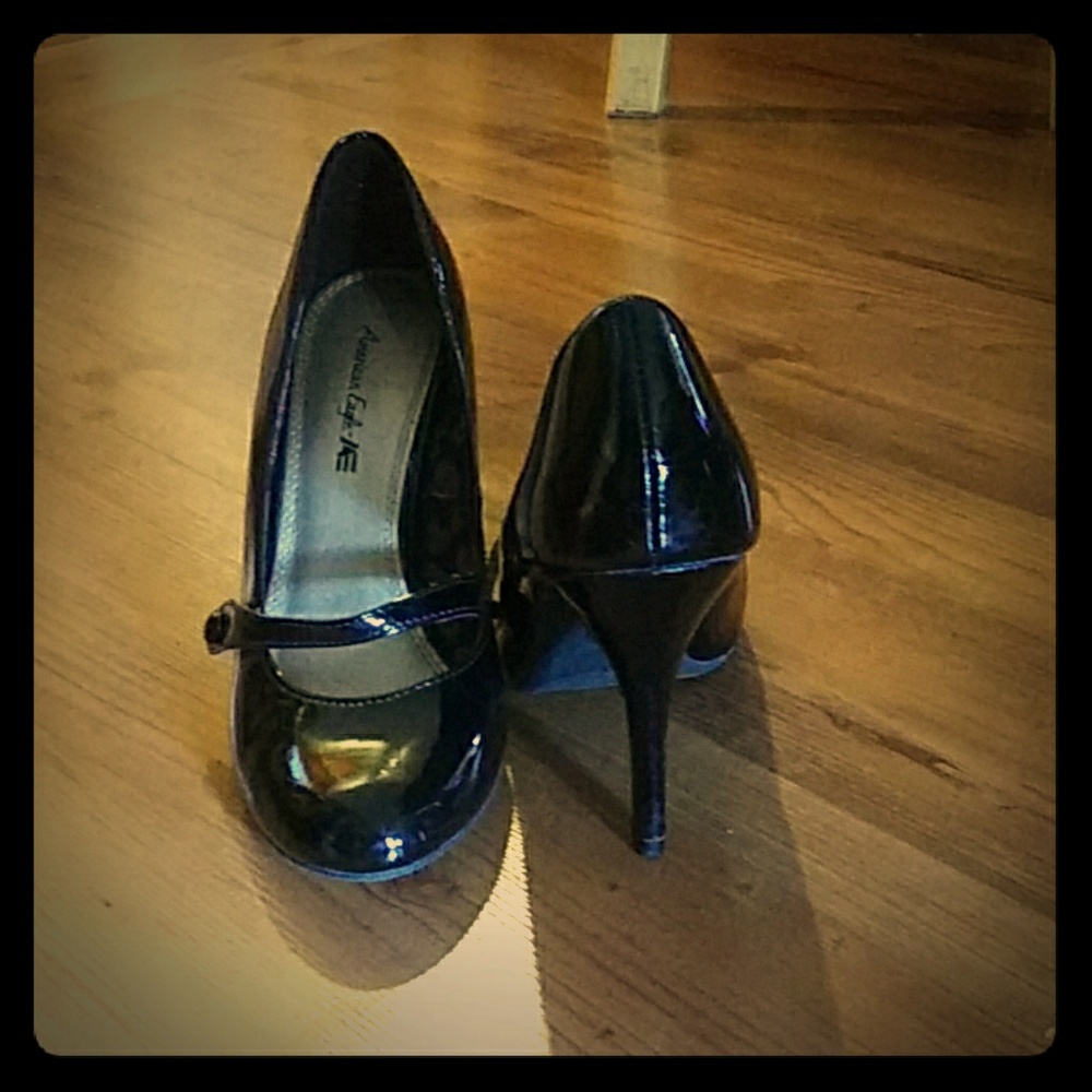 American Eagle high heels